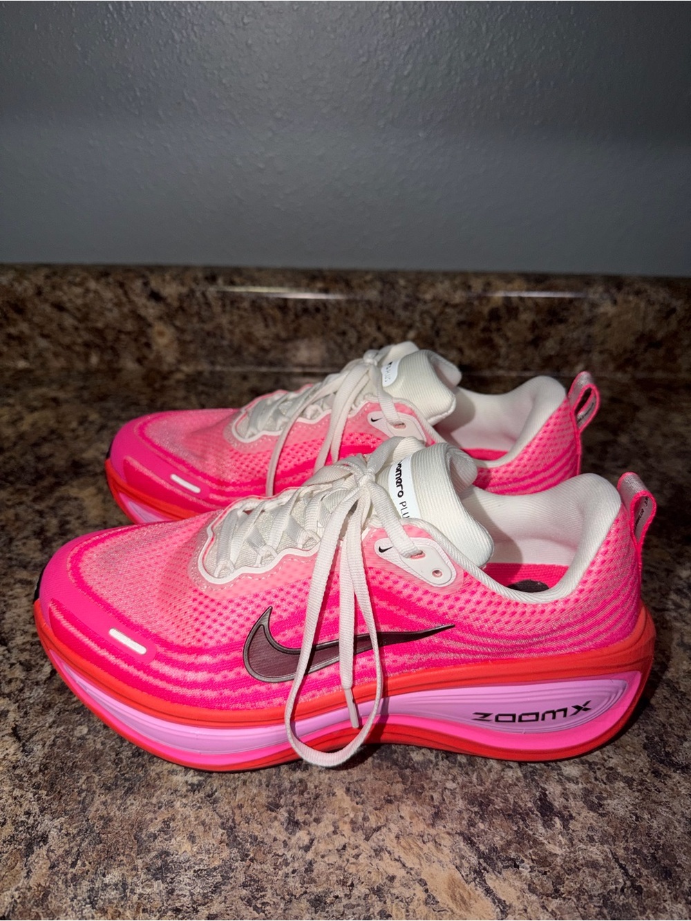 Nike Vomero Plus Hyper Pink Bright Crimson (Women’s). SIZE 8 - HV8154-604